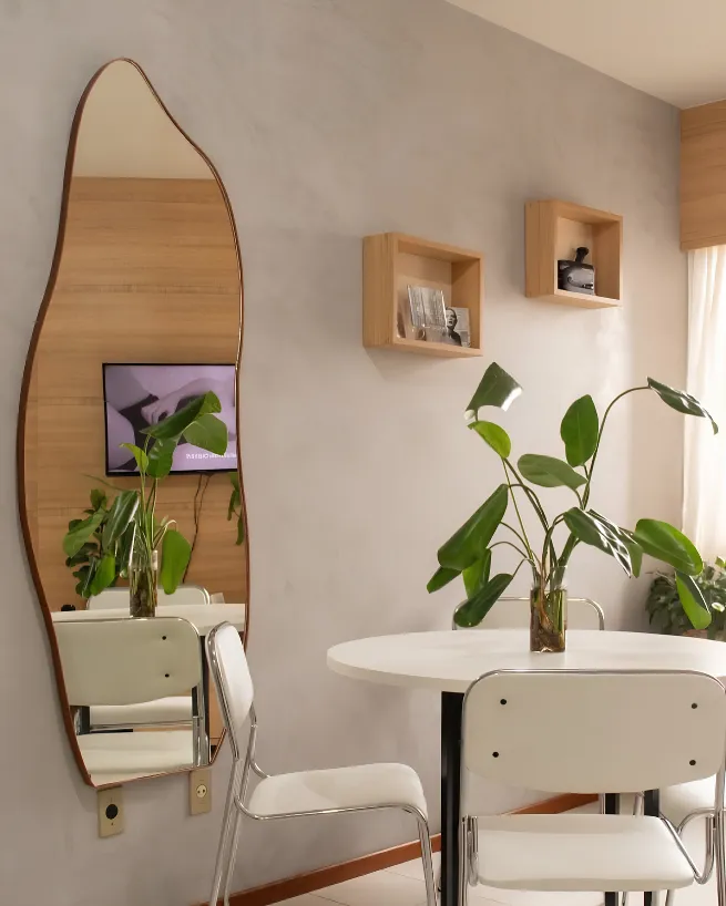 Espelhos em Itatinga - composição com iluminação do ambiente