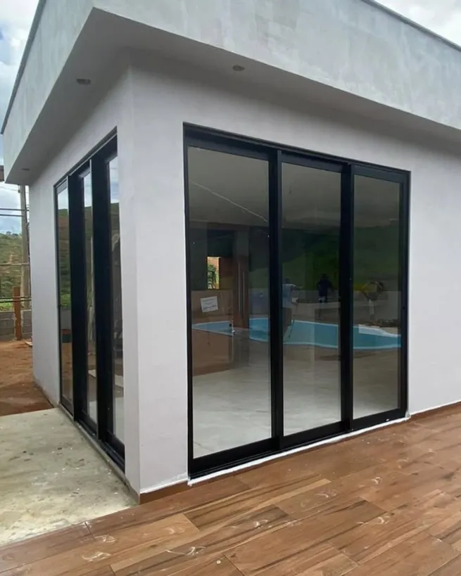 Portas de vidro em Capivari - porta de vidro em ambiente residencial
